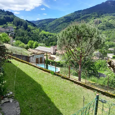 Hébergement de vacances Mandra Chez Que Canta Saint-Julien-Vocance
