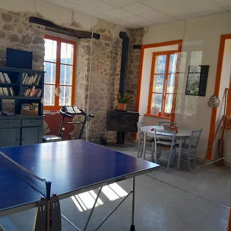 Mandra Chez Que Canta Vakantiehuis Saint-Julien-Vocance